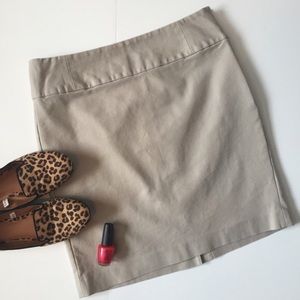 Banana Republic Khaki Skirt
